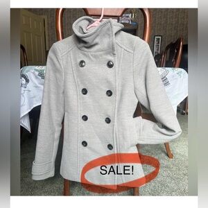 Gray fitted coat